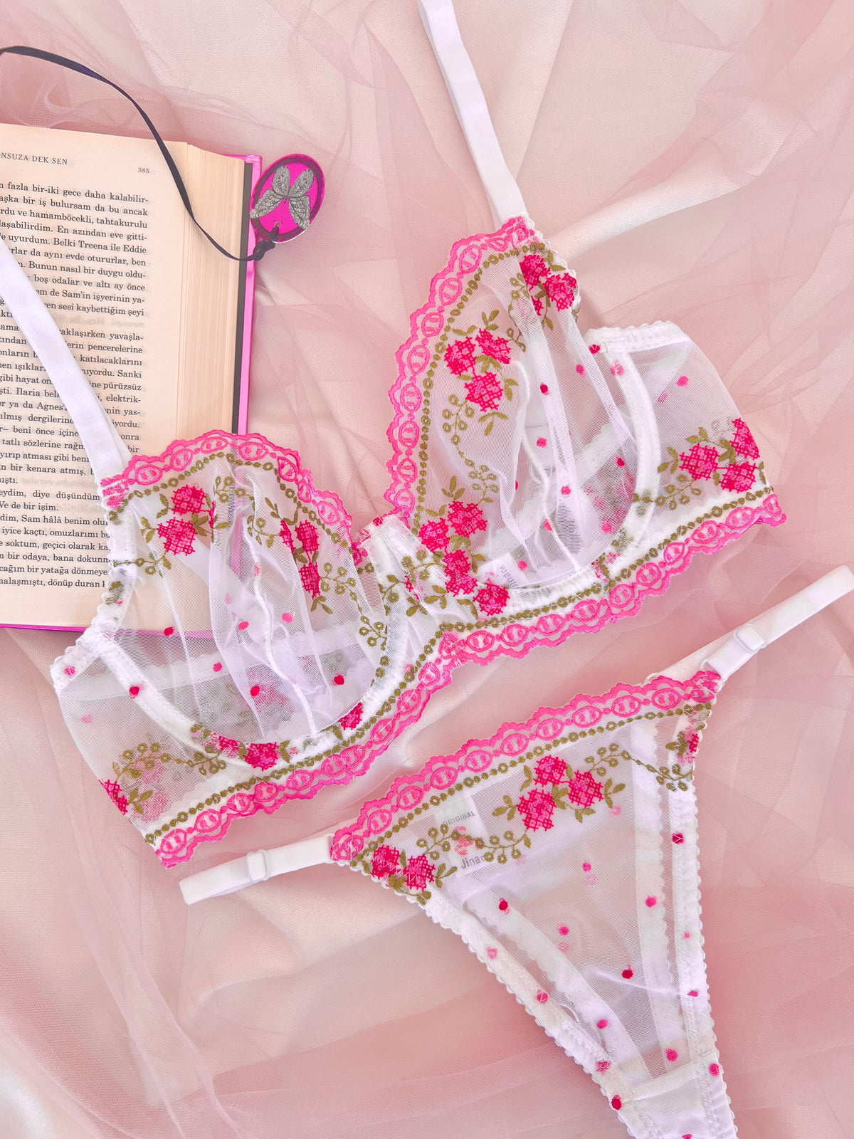Gemma Çiçek Desenli Beyaz İşlemeli Brode Kapsız Balenli Bralette C Cup Sütyen Tanga Alt Üst Çamaşırı Takımı 2 Parça