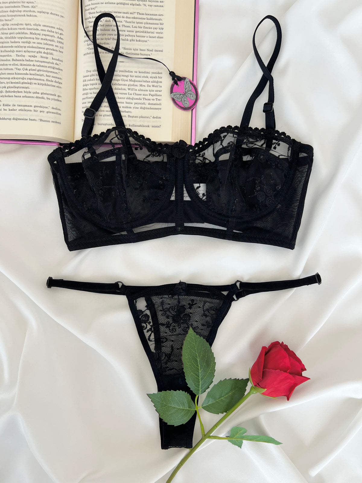 Candice Siyah Çiçek Desenli Brode İşlemeli Tek Renk Balenli Kapsız Askıları Çıkarılabilir Bralette Sütyen Tanga Alt Üst İç Çamaşırı Takımı 2 Parça