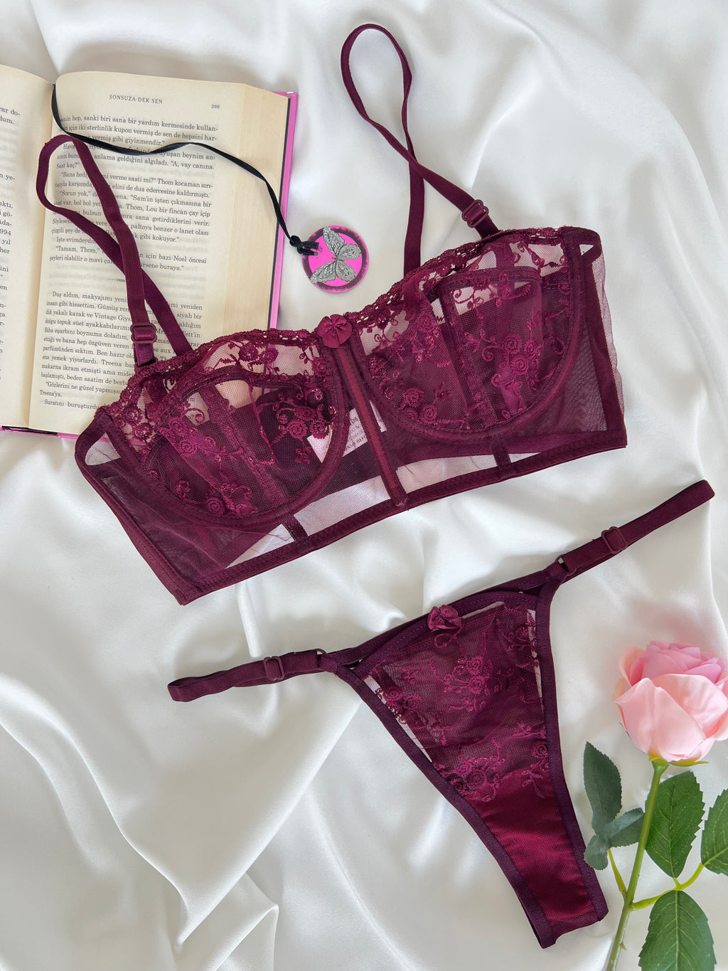Candice Bordo Çiçek Desenli Brode İşlemeli Tek Renk Balenli Kapsız Askıları Çıkarılabilir Bralette Sütyen Tanga Alt Üst İç Çamaşırı Takımı 2 Parça