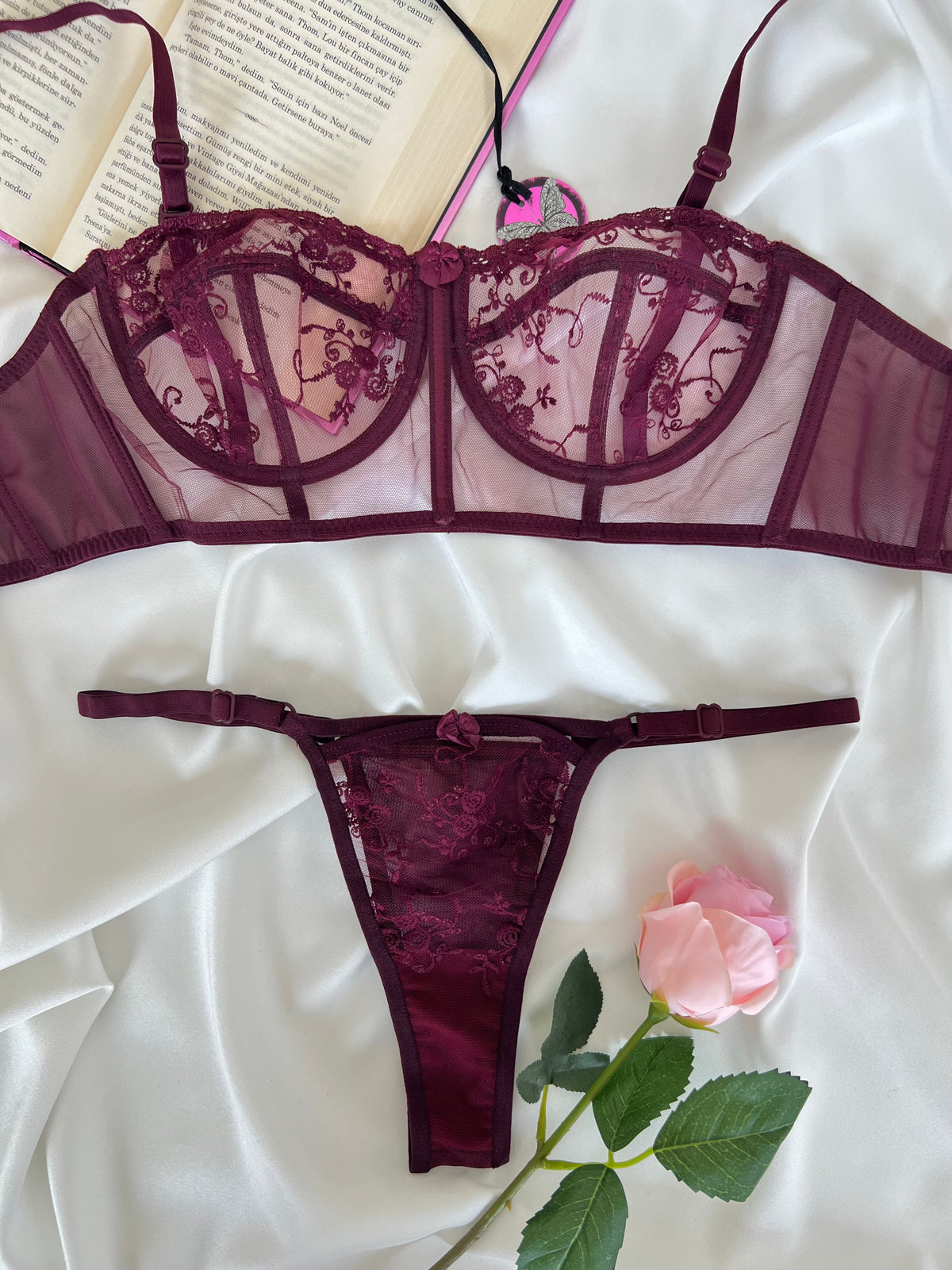 Candice Bordo Çiçek Desenli Brode İşlemeli Tek Renk Balenli Kapsız Askıları Çıkarılabilir Bralette Sütyen Tanga Alt Üst İç Çamaşırı Takımı 2 Parça