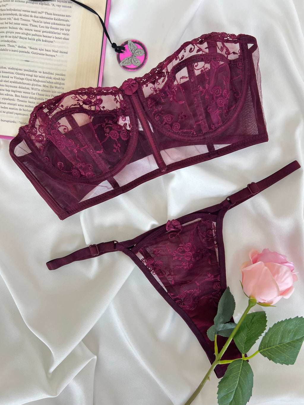 Candice Bordo Çiçek Desenli Brode İşlemeli Tek Renk Balenli Kapsız Askıları Çıkarılabilir Bralette Sütyen Tanga Alt Üst İç Çamaşırı Takımı 2 Parça