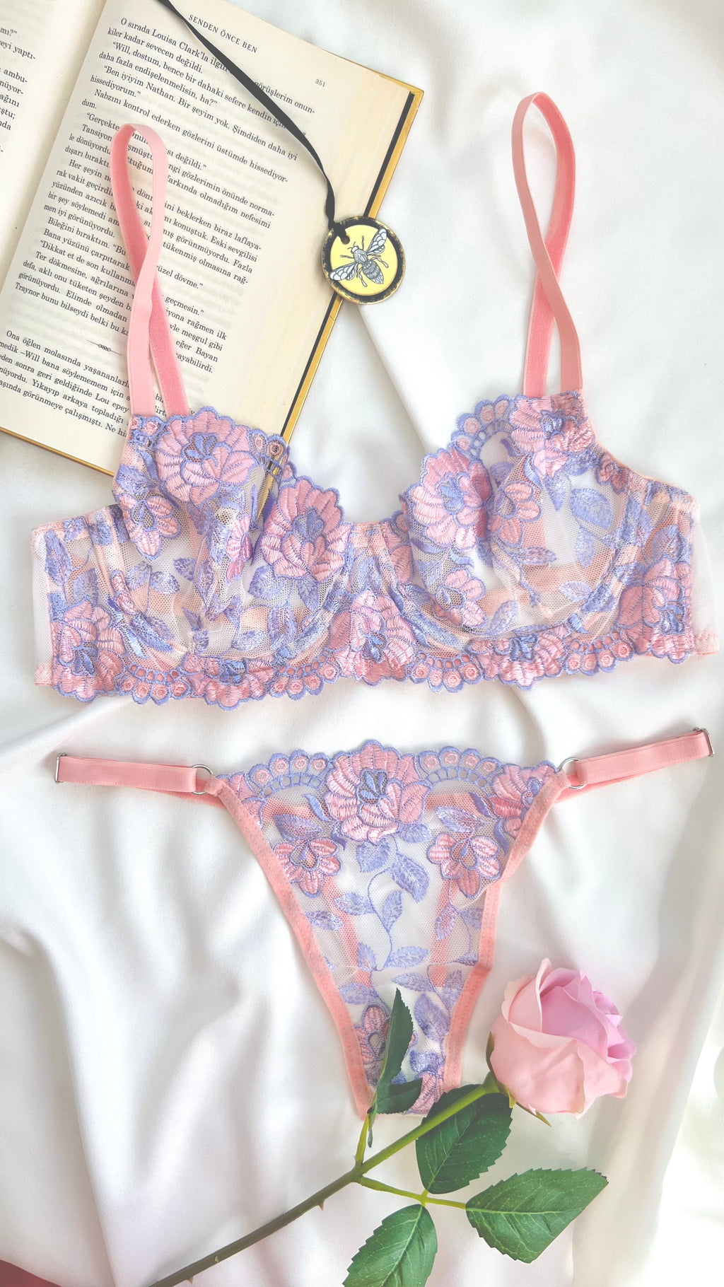 Romantic Zarif Çiçek Desenli İşlemeli Balenli Kapsız Bralette Sütyen Tanga Alt Üst İç Çamaşırı Takımı 2 Parça