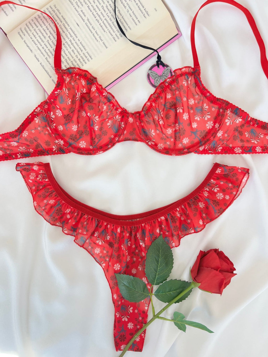 Butterfly Kırmızı Tül Çiçek Desenli Balenli Kapsız Fırfırlı Bralette Sütyen Tanga İç Çamaşırı Takımı Alt Üst 2 Parça