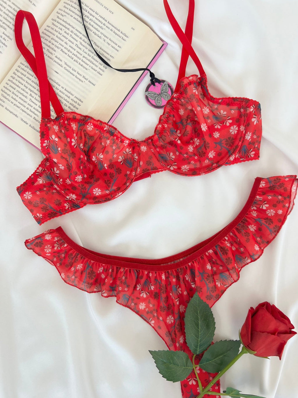 Butterfly Kırmızı Tül Çiçek Desenli Balenli Kapsız Fırfırlı Bralette Sütyen Tanga İç Çamaşırı Takımı Alt Üst 2 Parça