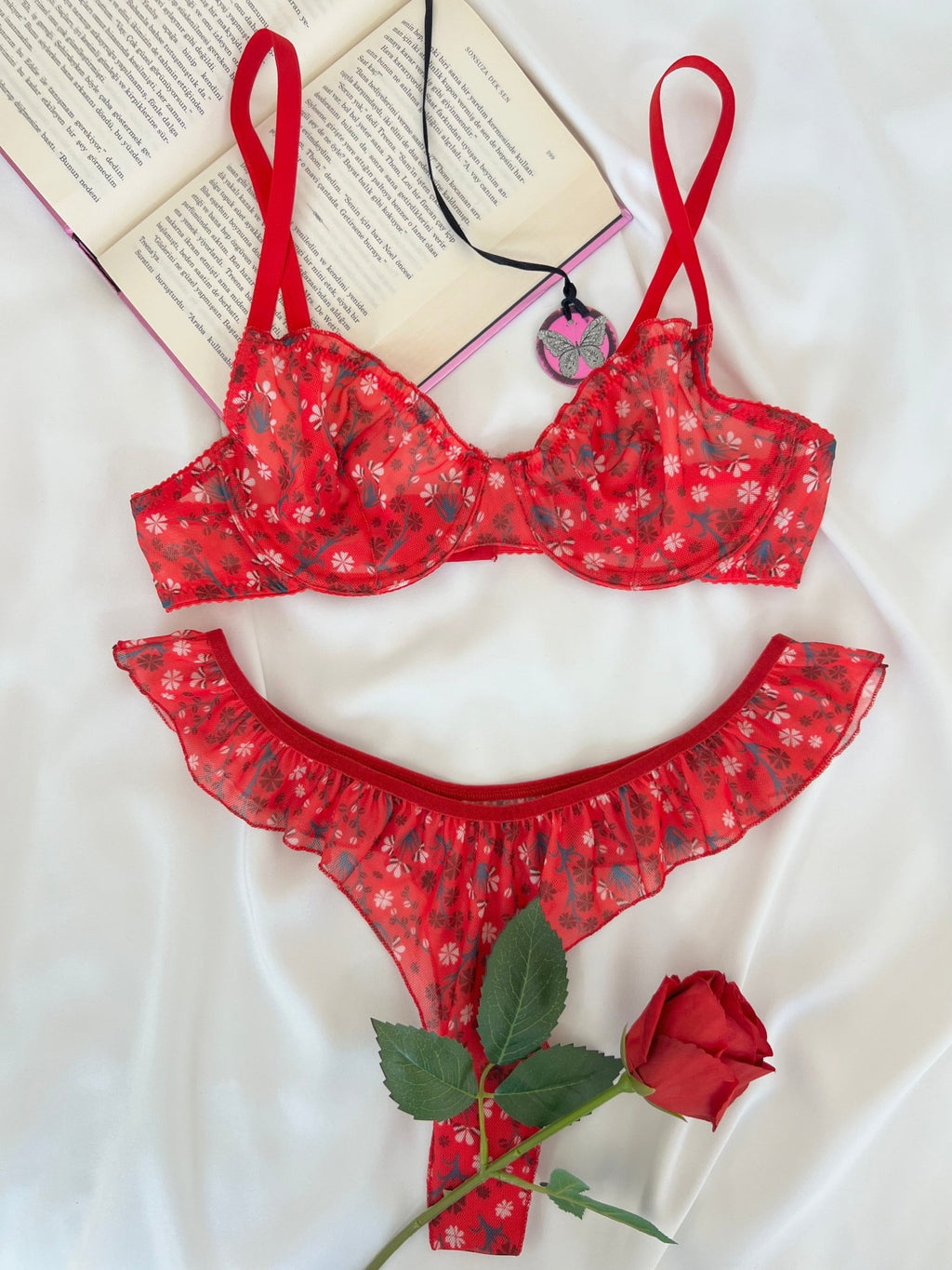 Butterfly Kırmızı Tül Çiçek Desenli Balenli Kapsız Fırfırlı Bralette Sütyen Tanga İç Çamaşırı Takımı Alt Üst 2 Parça