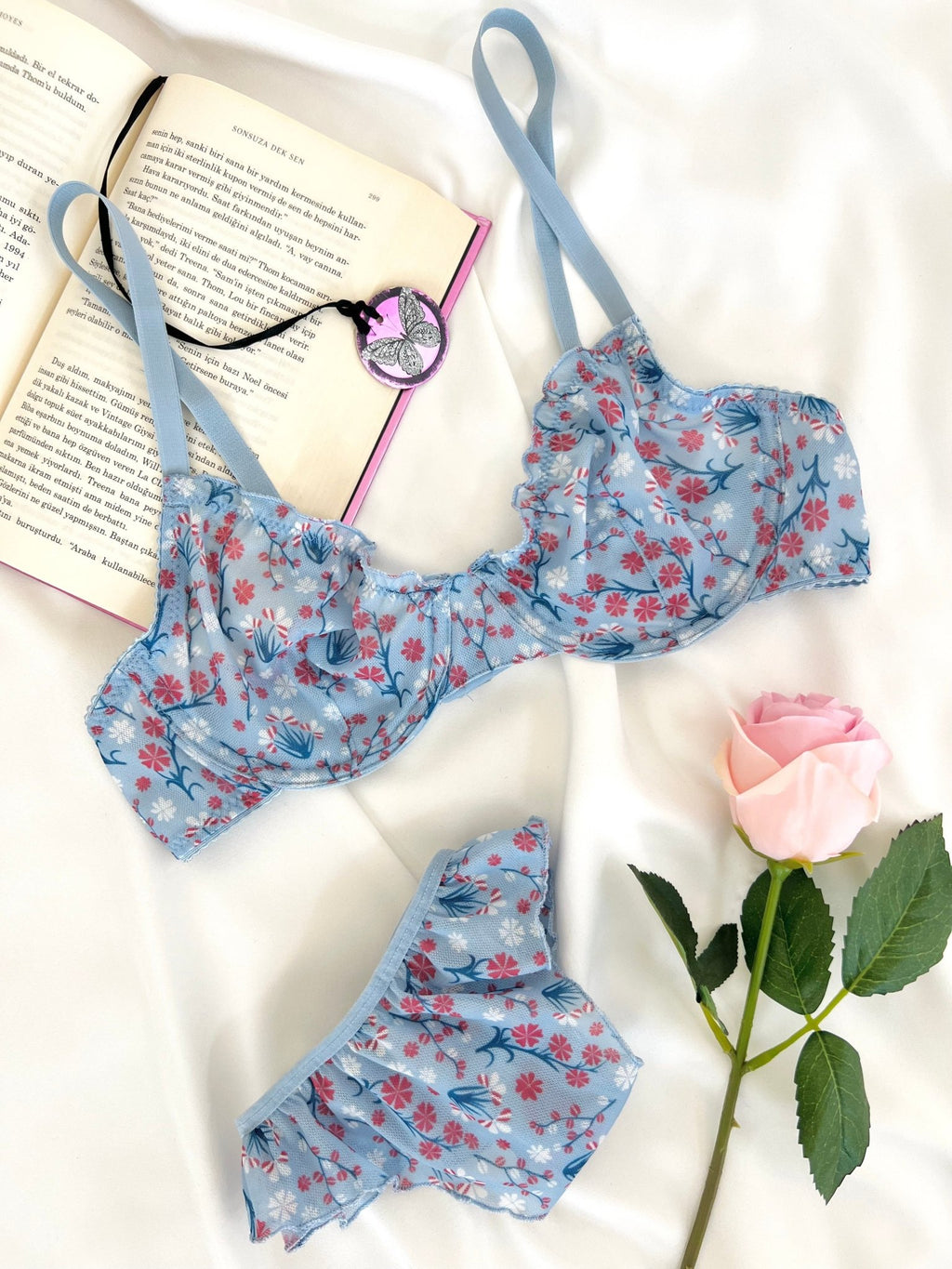 Butterfly Mavi Tül Çiçek Desenli Balenli Kapsız Fırfırlı Bralette Sütyen Tanga İç Çamaşırı Takımı Alt Üst 2 Parça