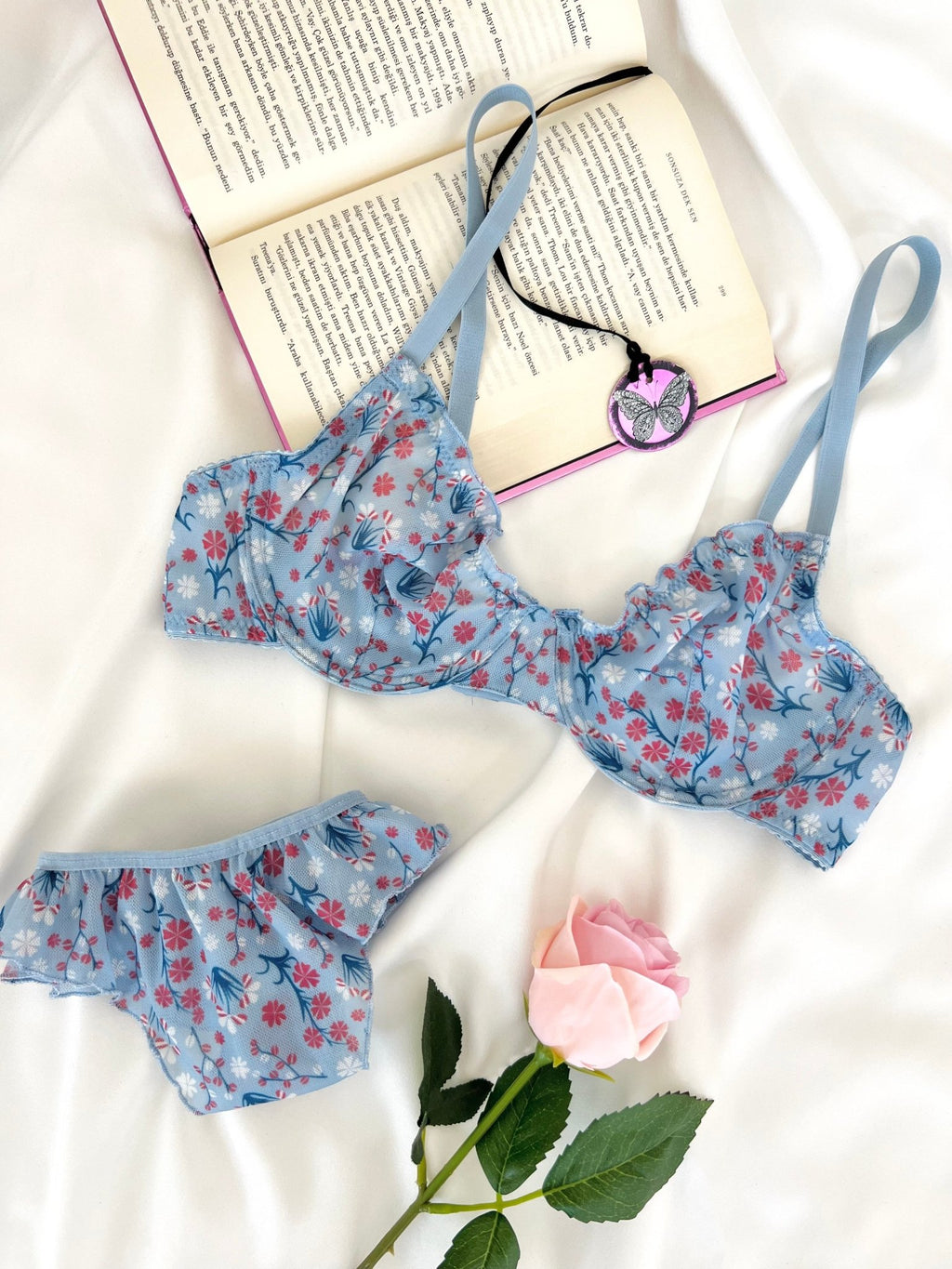 Butterfly Mavi Tül Çiçek Desenli Balenli Kapsız Fırfırlı Bralette Sütyen Tanga İç Çamaşırı Takımı Alt Üst 2 Parça