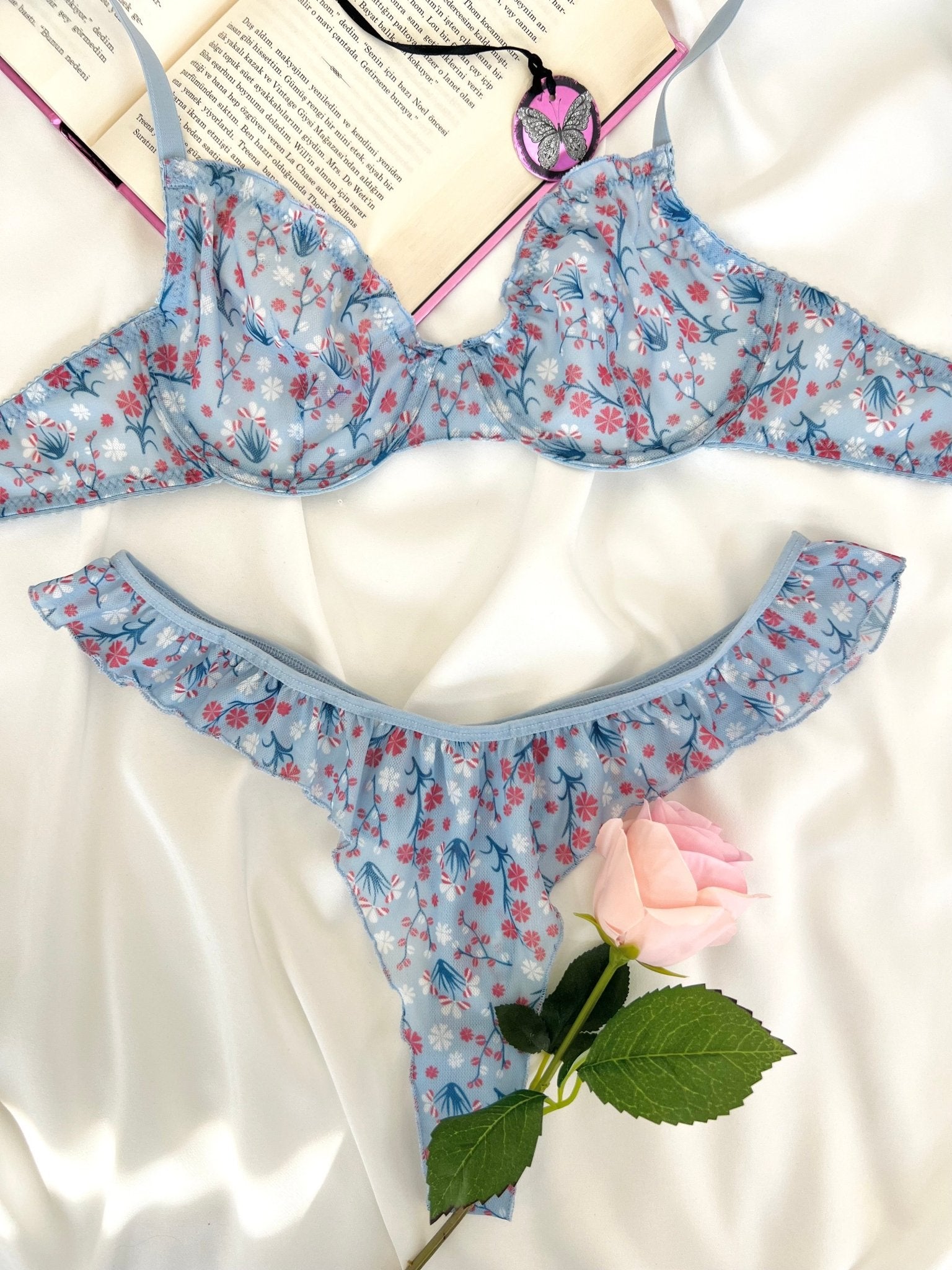 Butterfly Mavi Tül Çiçek Desenli Balenli Kapsız Fırfırlı Bralette Sütyen Tanga İç Çamaşırı Takımı Alt Üst 2 Parça